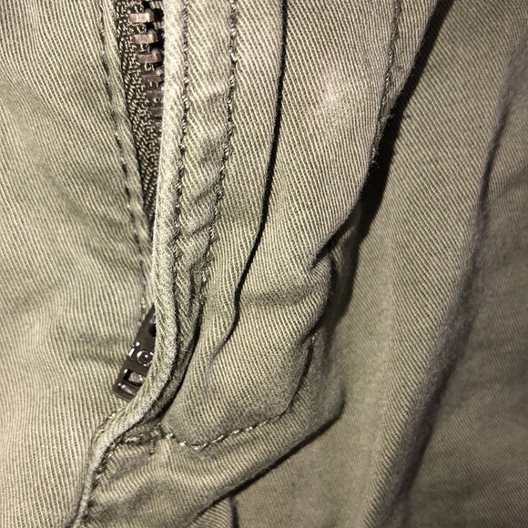 Time & Tru size 14 olive/army green cotton shorts - Picture 6 of 6